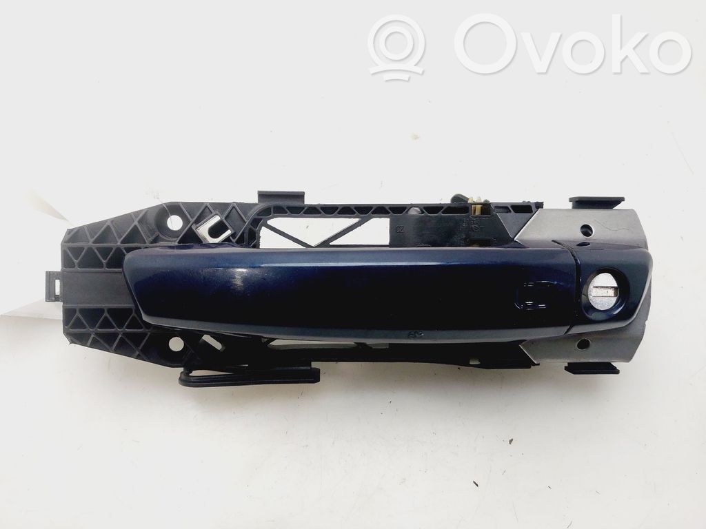 Etuoven ulkokahva   8V0837885