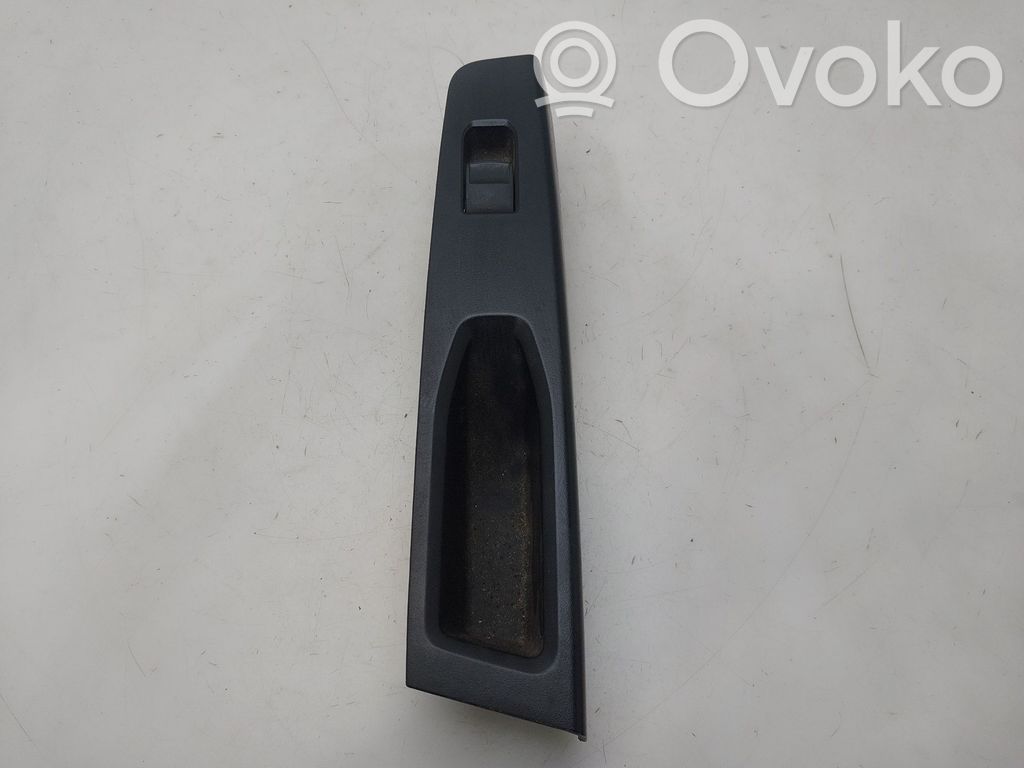 Toyota Yaris Przyciski szyb 