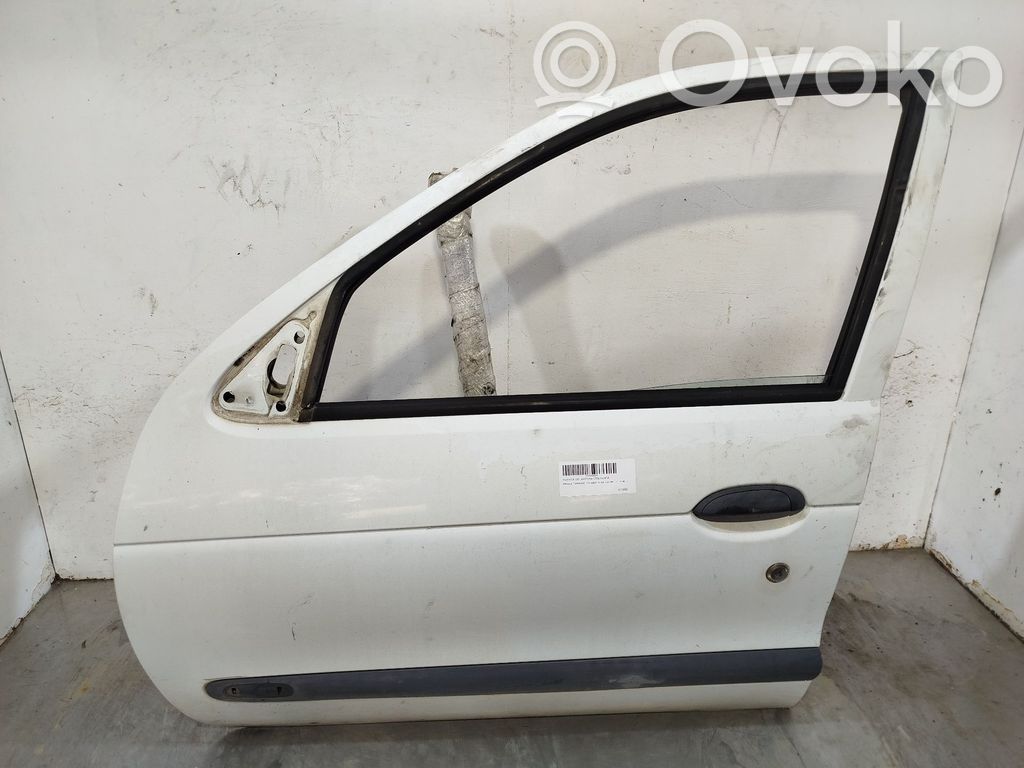 Renault Megane I Puerta delantera 