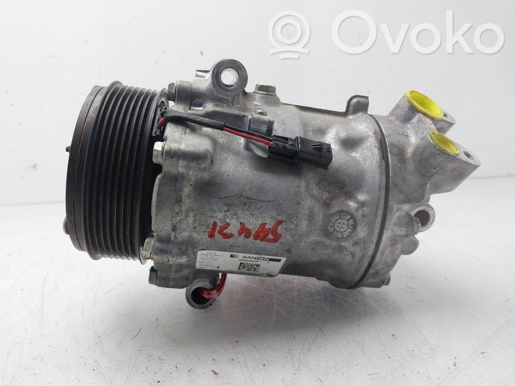 Dacia Sandero Klimakompressor Pumpe 