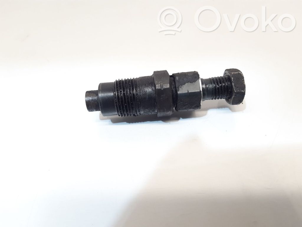 Mitsubishi L200 Inyector de combustible 