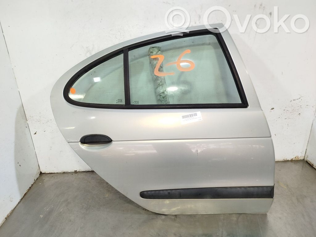 Renault Megane I Puerta trasera 