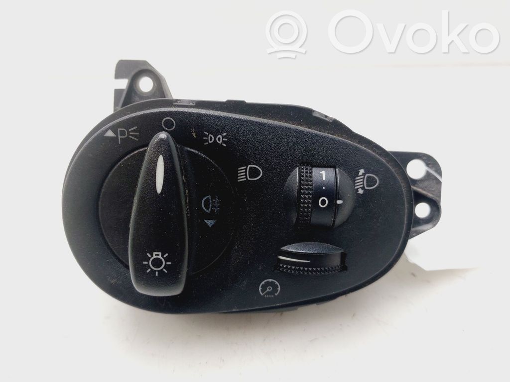 Ford Focus Light switch 