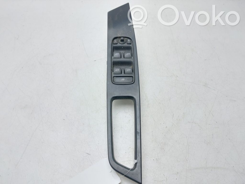 Przyciski szyb   31334346
