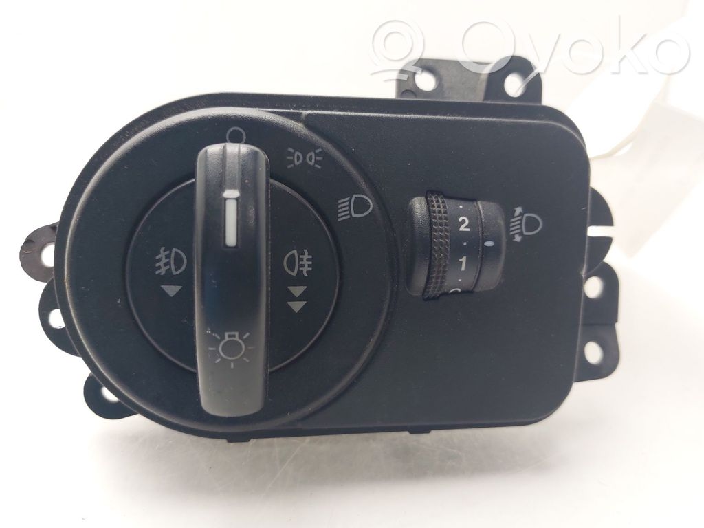 Ford Fusion Light switch 