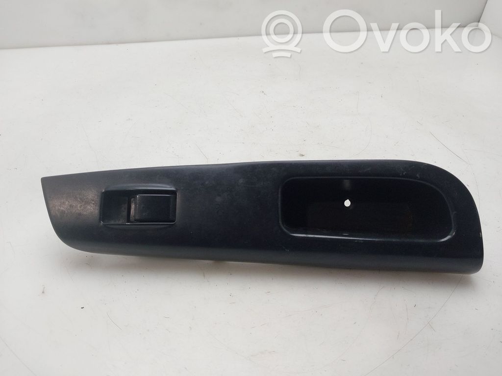 Electric window control switch   8480102371