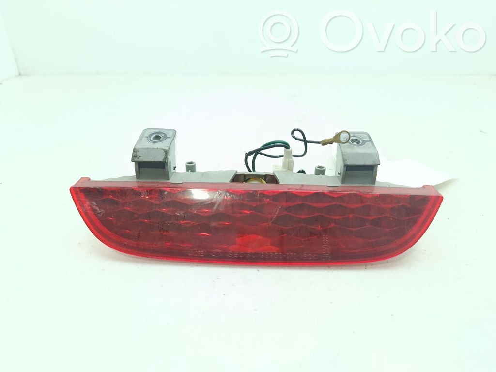 KIA Picanto Third/center stoplight 