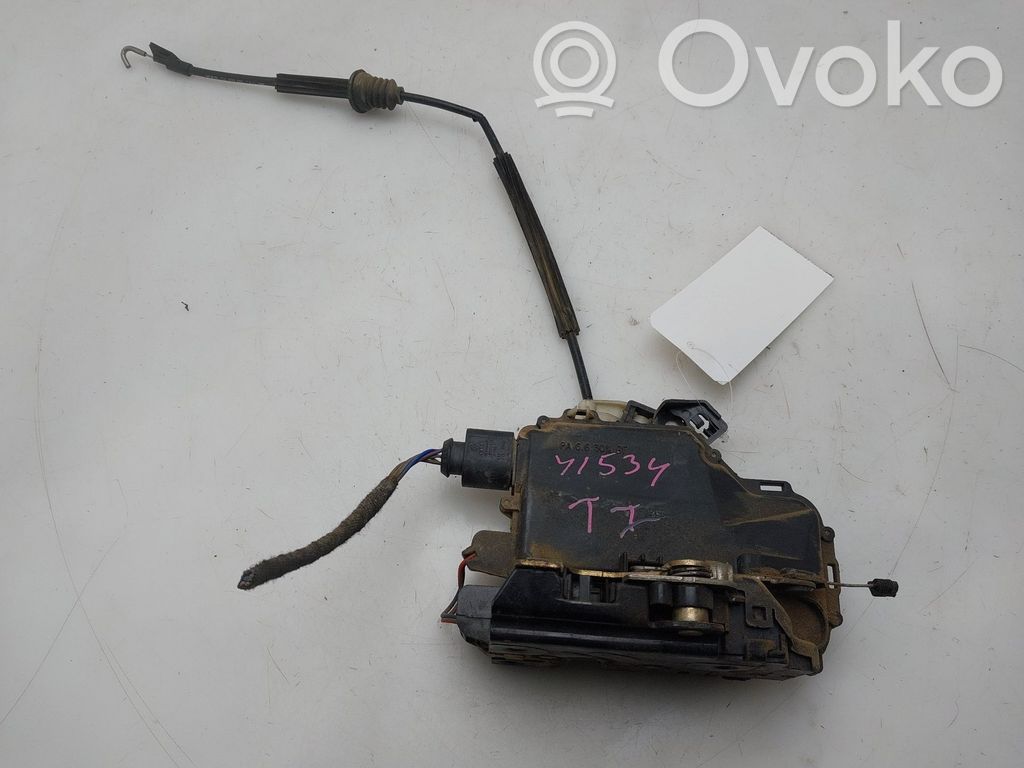 Zamek drzwi tylnych   3B1839015A