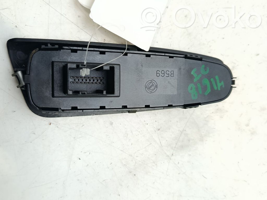 Fiat Stilo Electric window control switch 