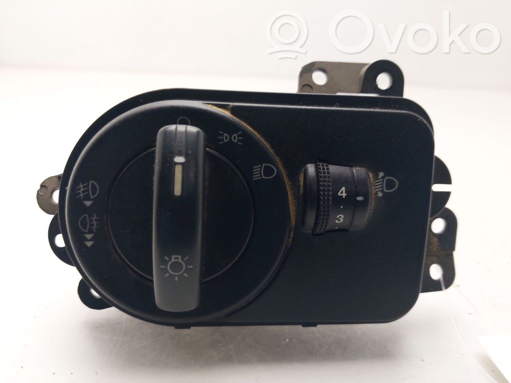 Interruptor de luz   2S6T13A024CB