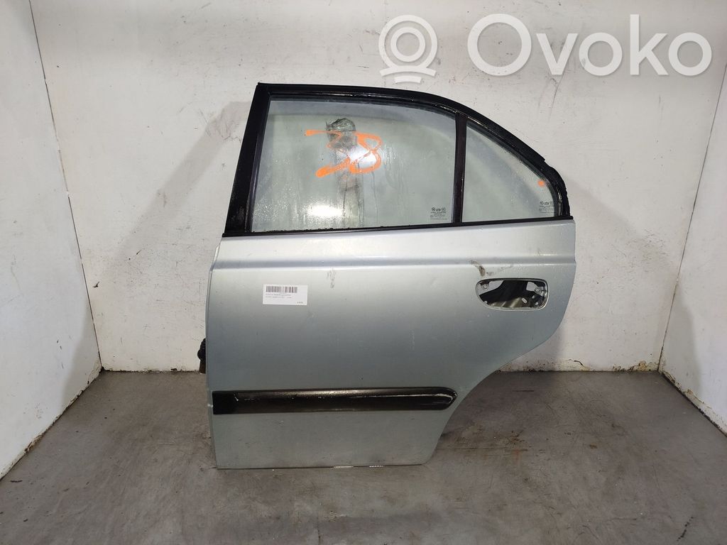 Hyundai Accent Puerta trasera 