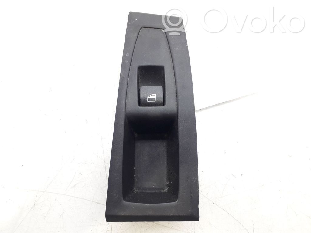 BMW 2 F45 Interruttore di controllo dell’alzacristalli elettrico 