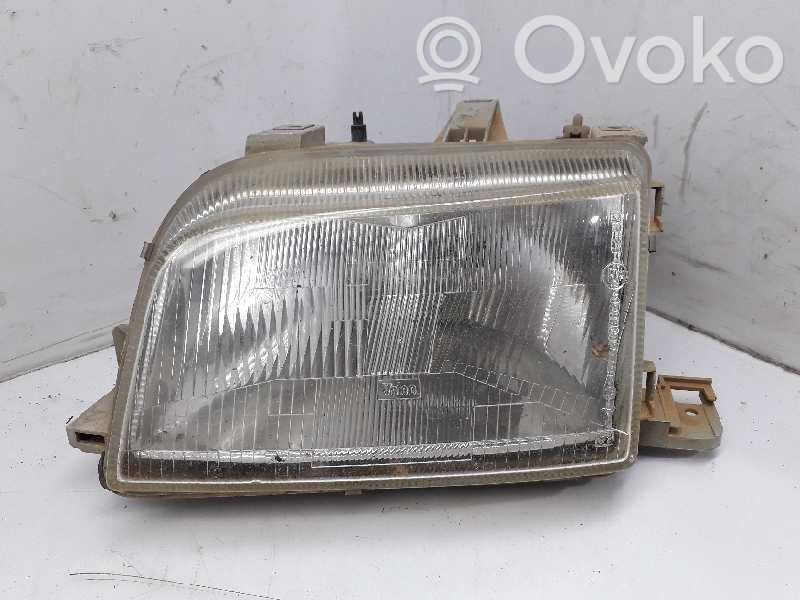 Renault Clio I Phare frontale 