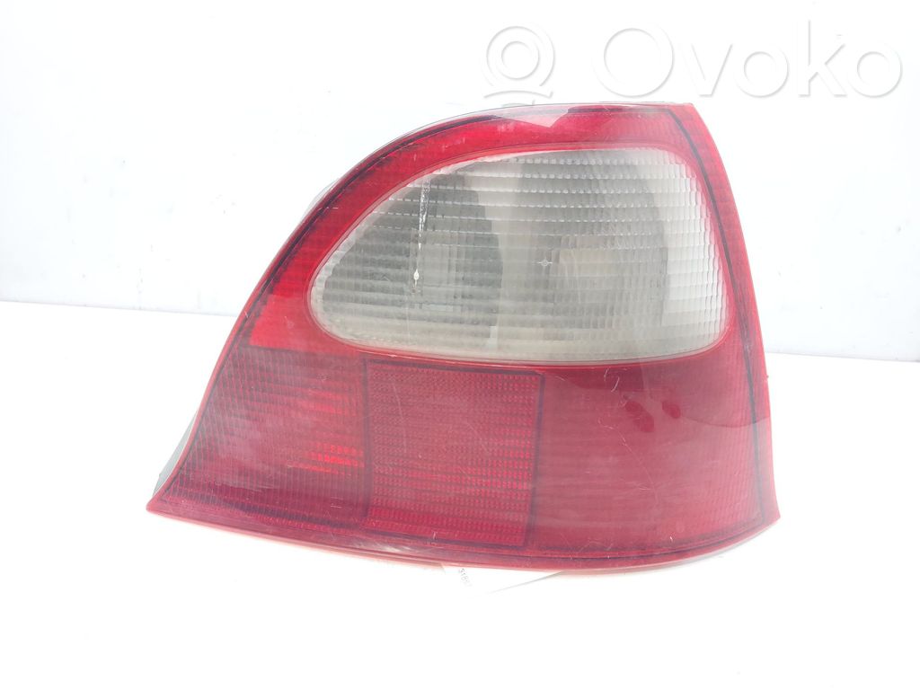 MG ZR Aizmugurējais lukturis virsbūvē 
