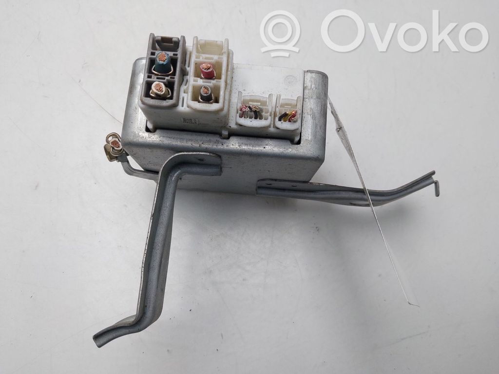Toyota Avensis T250 Alte unități/module de control 