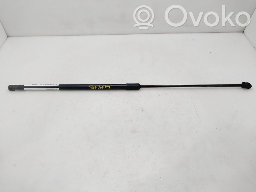 Audi A3 S3 8V Siłownik maski przedniej 