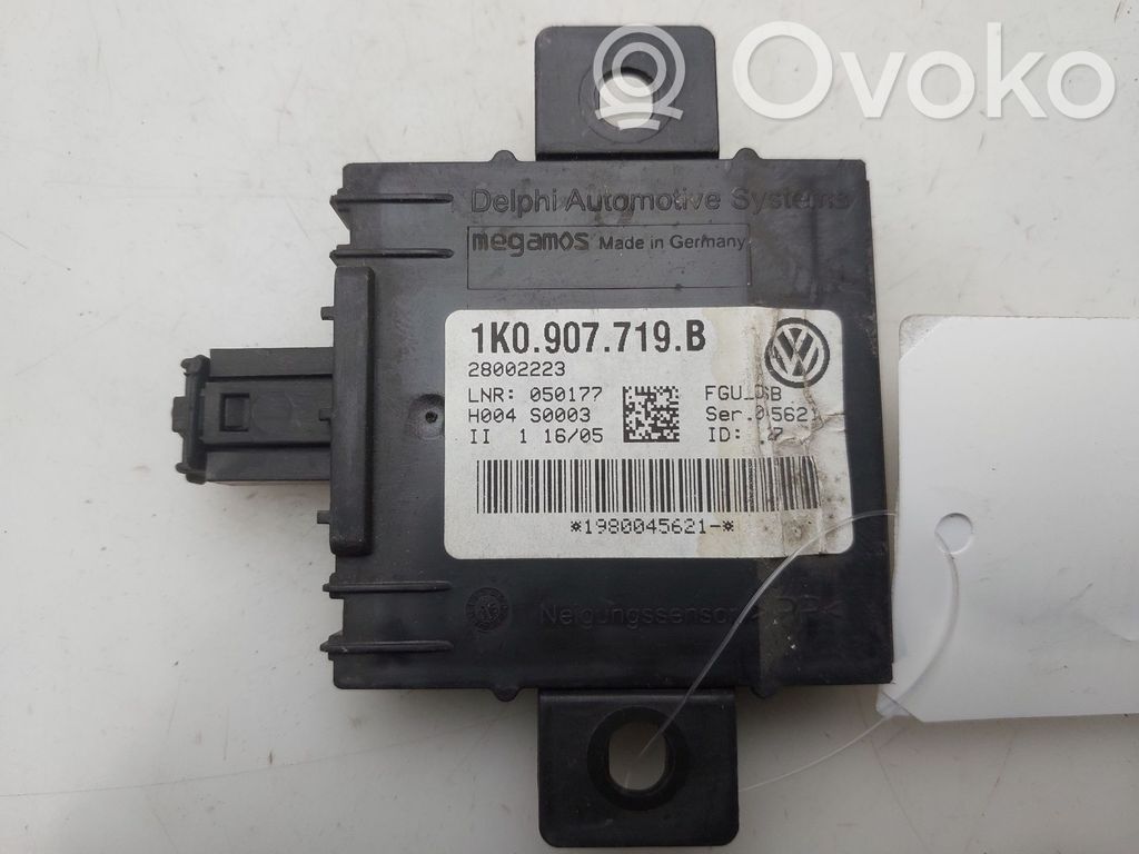 Volkswagen Golf V Sonstige Steuergeräte / Module 