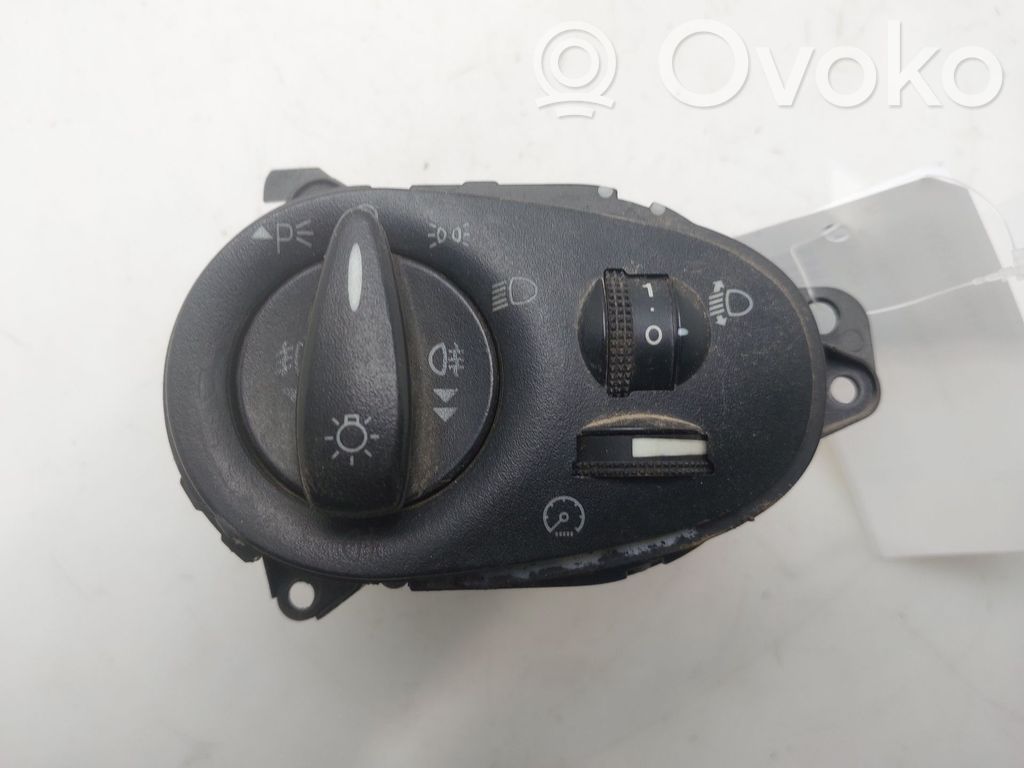 Light switch   98AG13A024AH