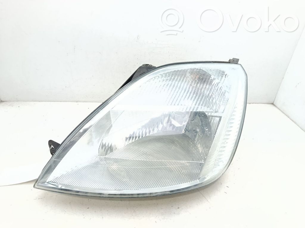 Ford Fiesta Lampa przednia 