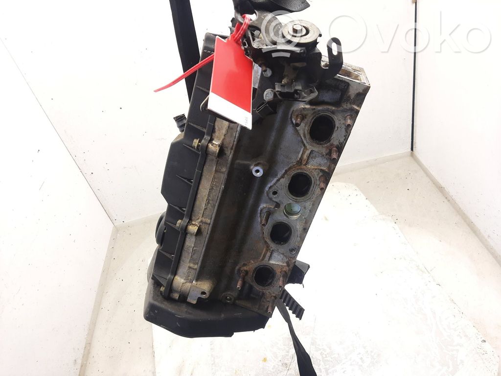 Citroen C4 I Engine head 