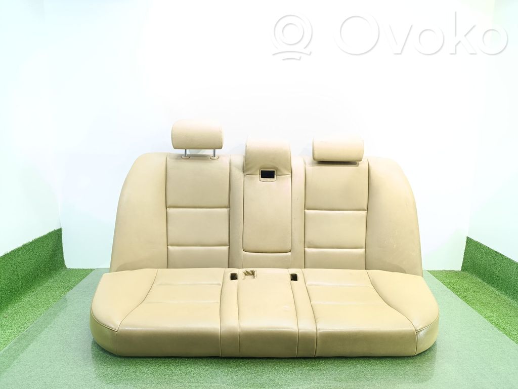 Asiento trasero   52207059012