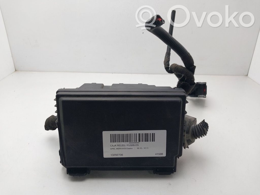 Opel Meriva B Módulo de fusible 