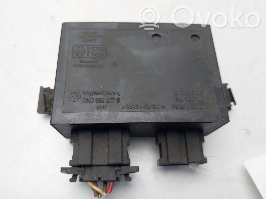 Volkswagen Polo II 86C 2F Alte unități/module de control 