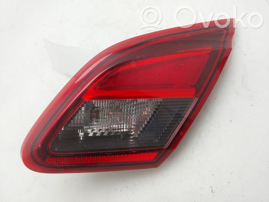 Opel Corsa E Lampă spate în capacul portbagajului 