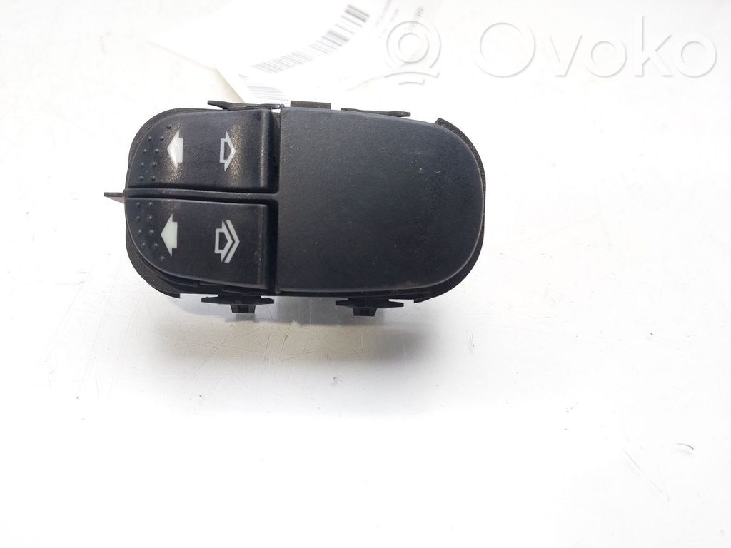 Ford Focus Interruptor del elevalunas eléctrico 