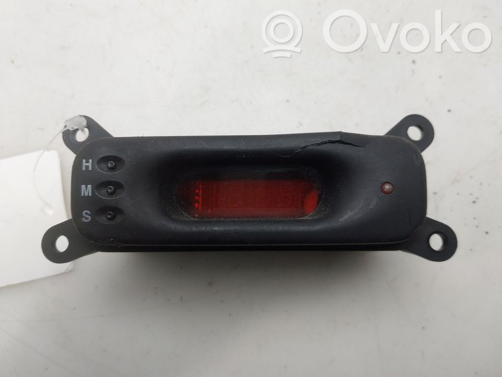 Daewoo Rezzo Horloge 