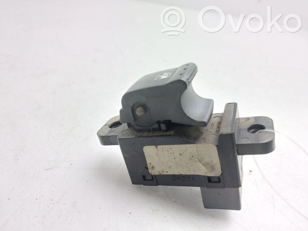 Interruptor del elevalunas eléctrico   8584009010