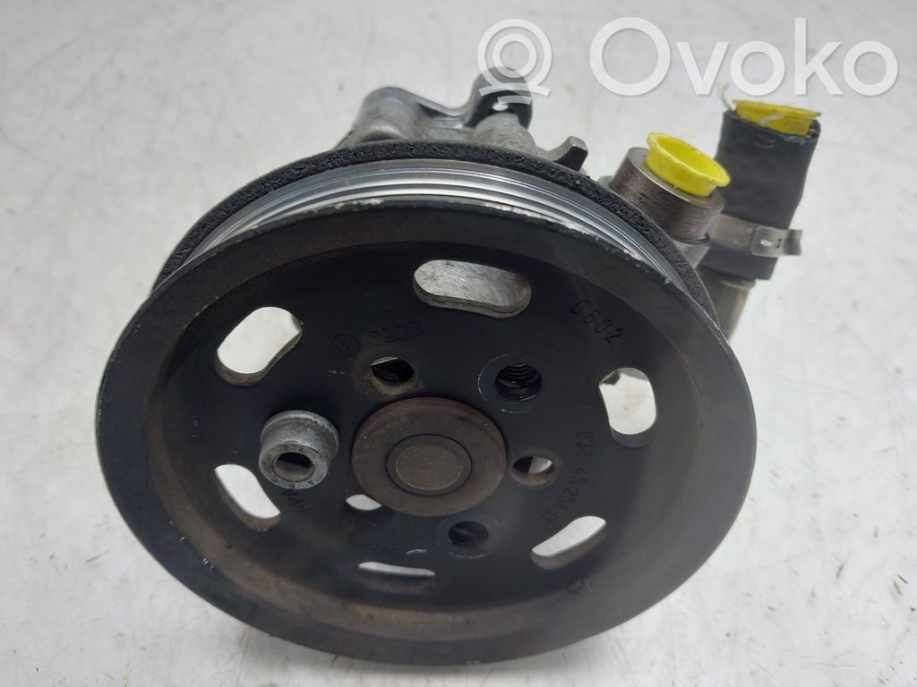 Volkswagen PASSAT B5 Ohjaustehostimen pumppu 