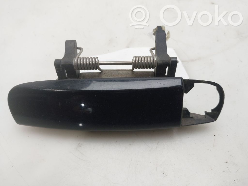 Manecilla externa puerta delantera   8E1837207