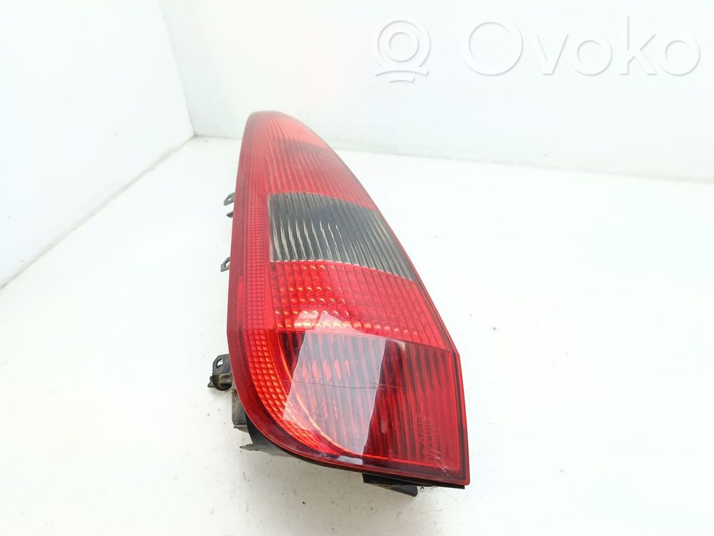 Ford Fiesta Lampa tylna 