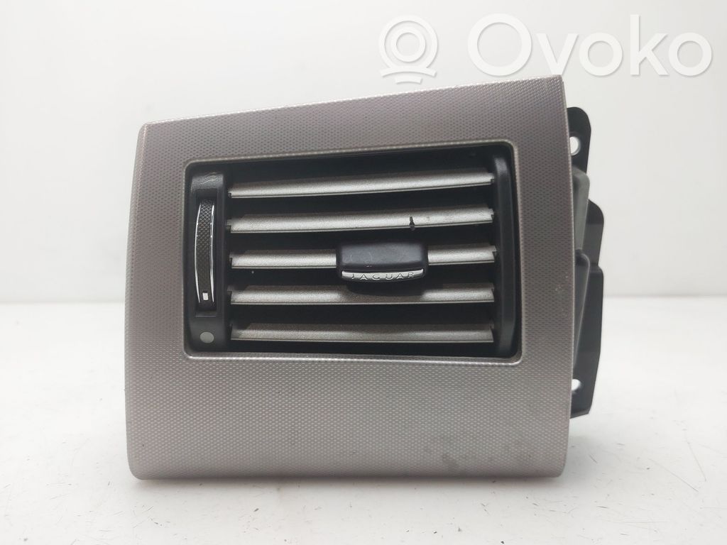 Jaguar XF X250 Rejilla de ventilación central del panel 