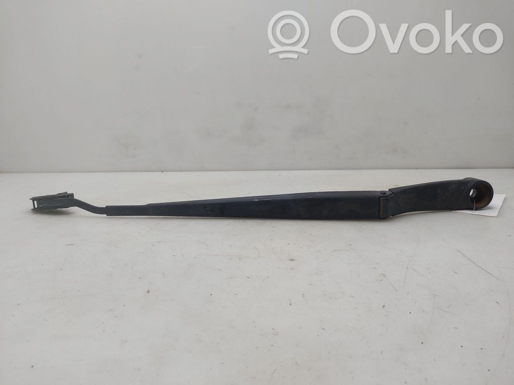 KIA Ceed Brazo del limpiaparabrisas delantero