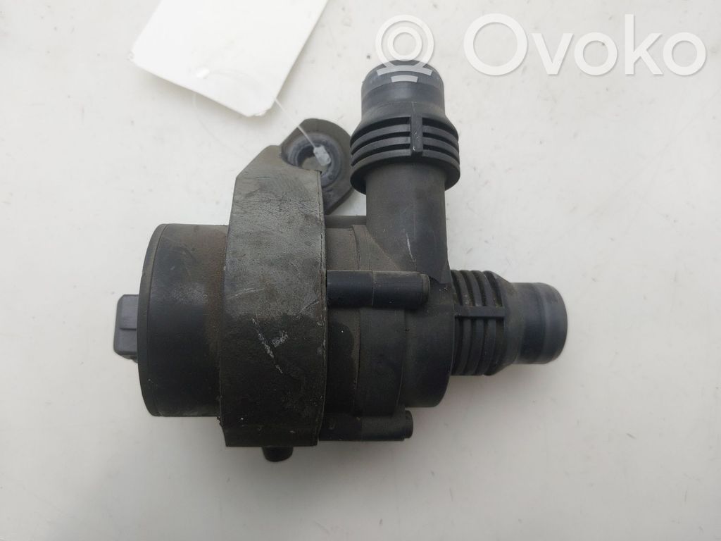 BMW 7 E65 E66 Zusatzwasserpumpe