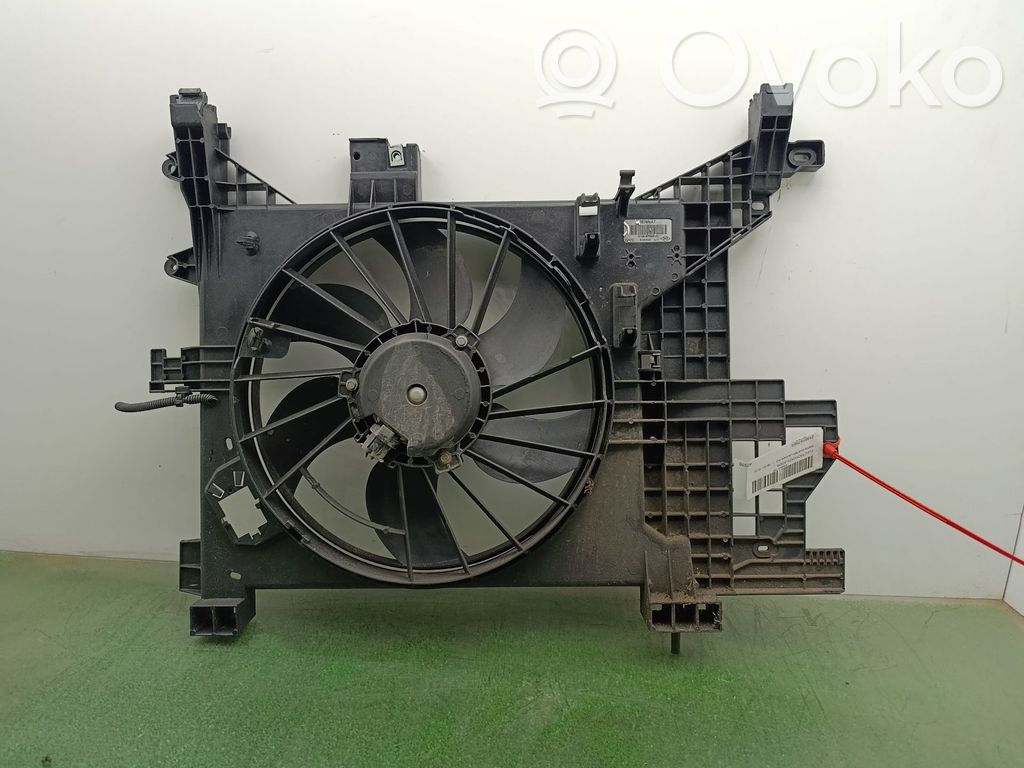 Dacia Duster Ventilatore di raffreddamento elettrico del radiatore
