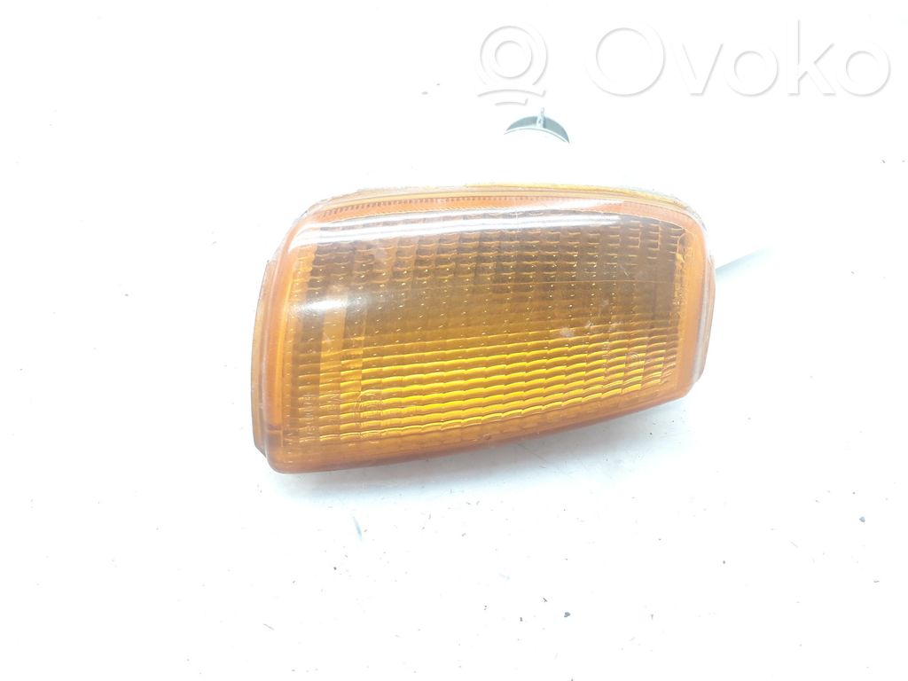 Volkswagen Polo II 86C 2F Phare frontale 