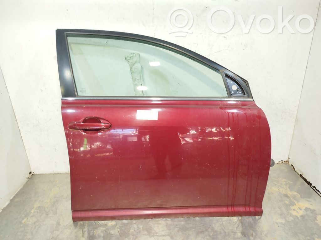 Toyota Avensis T250 Puerta delantera 