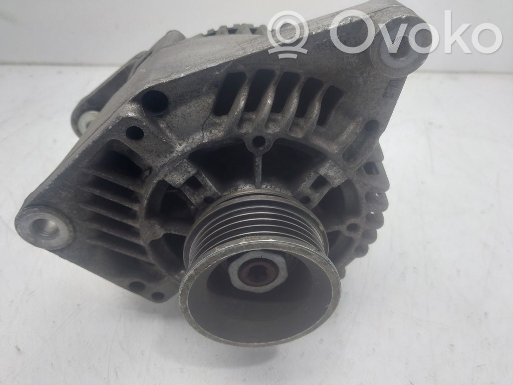 Audi A4 S4 B5 8D Alternador