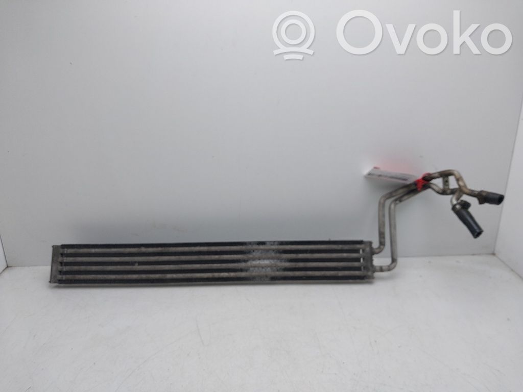 Audi Q7 4L Radiatore dell’olio del motore 