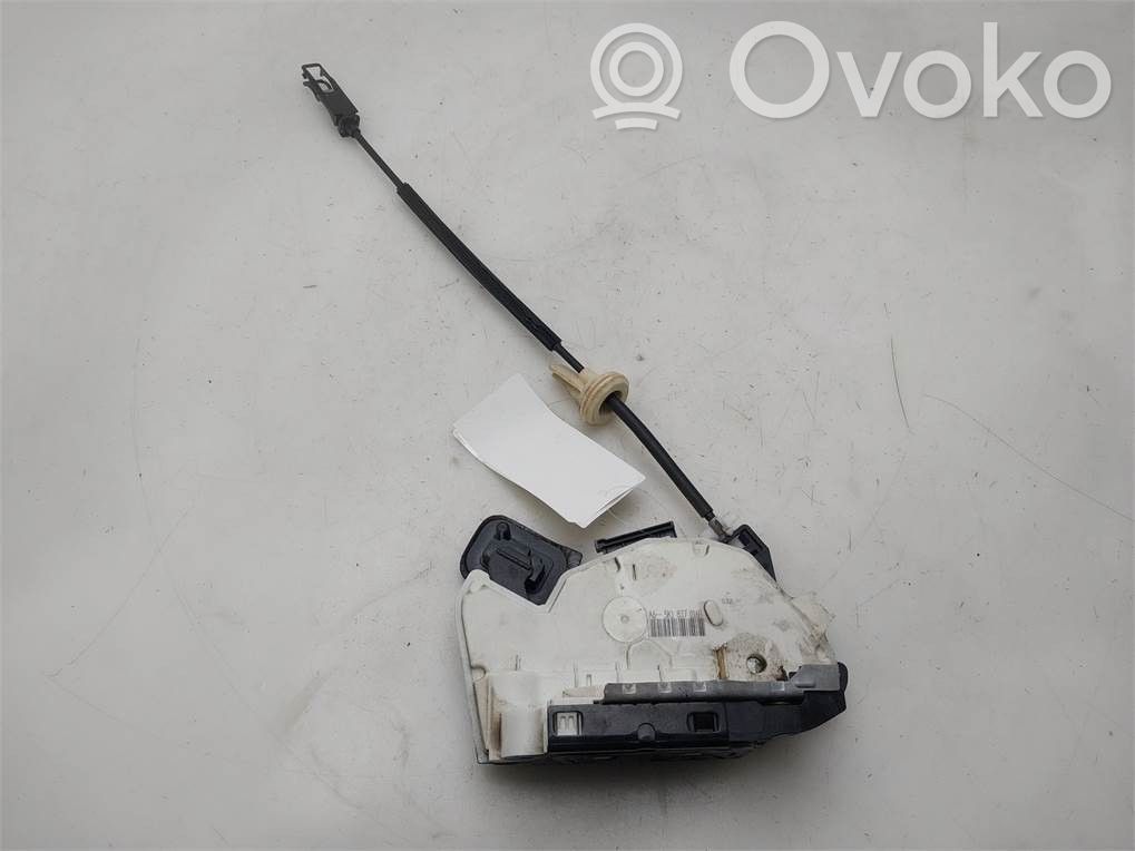 Volkswagen Golf VI Etuoven lukko 