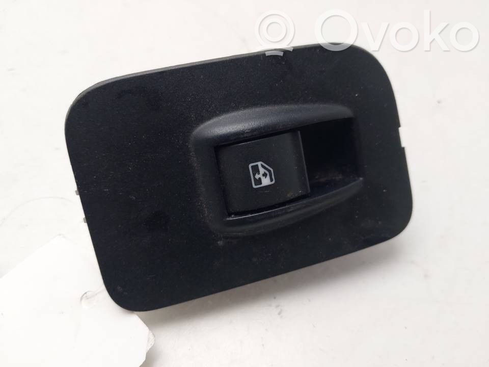 Peugeot Bipper Interruptor del elevalunas eléctrico 