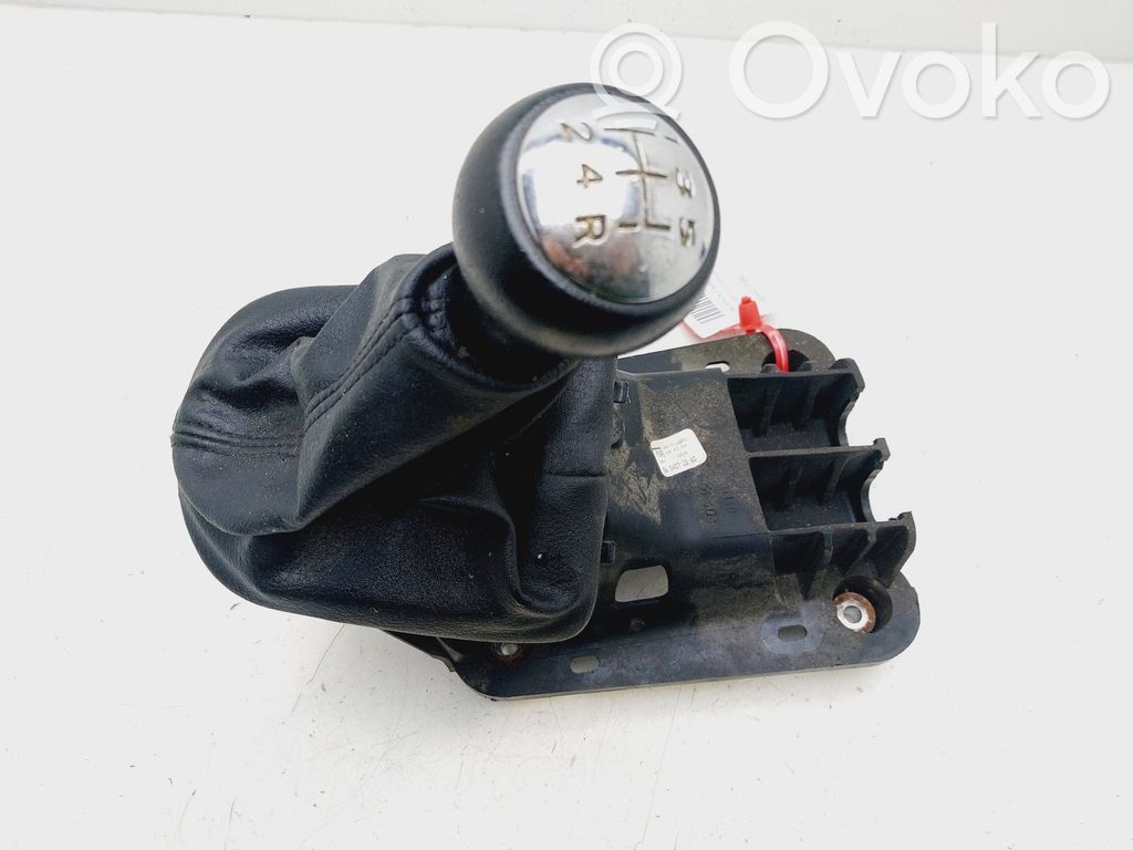 BMW 3 E46 Vaihteenvalitsimen verhoilu 