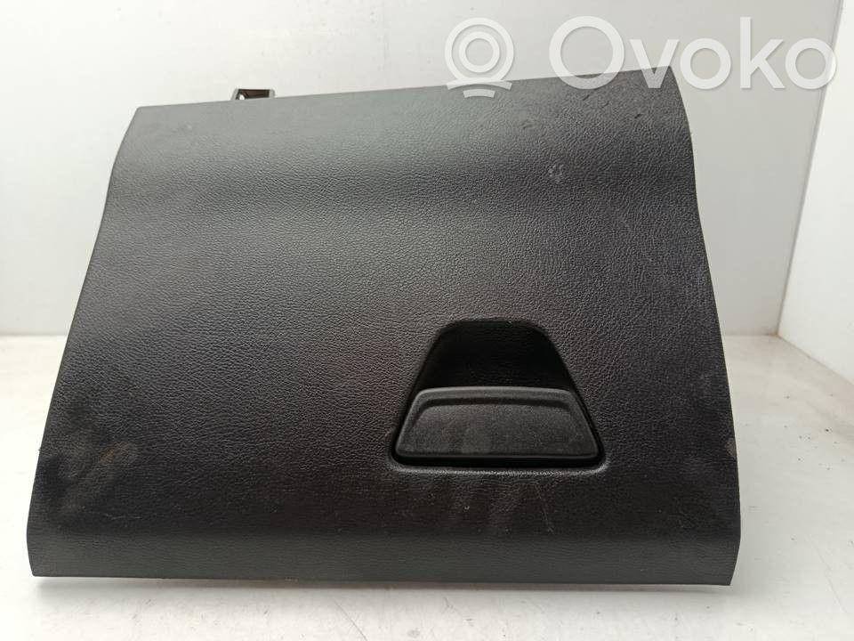 Ford Tourneo Boite à gants 