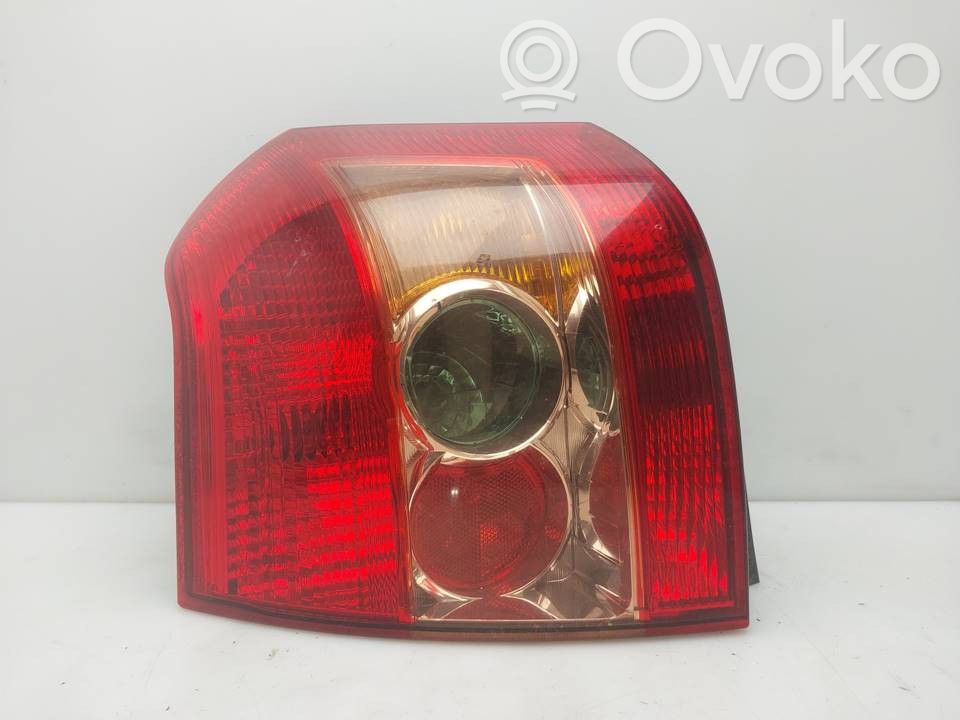 Toyota Corolla E120 E130 Lampă spate în caroserie 
