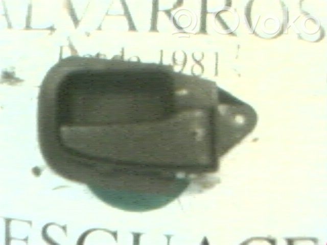 Manecilla interna puerta trasera   51221960830
