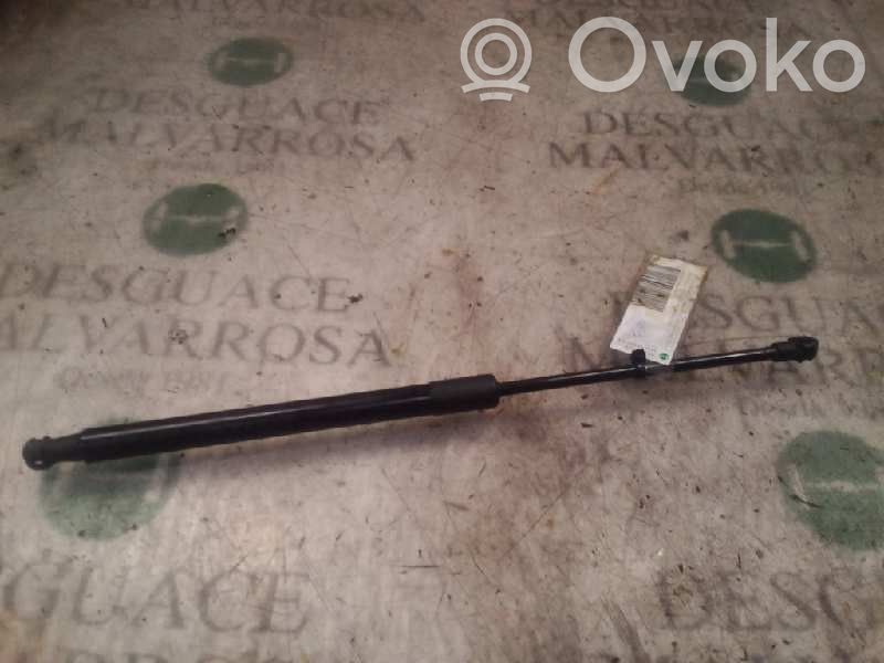 Volvo V50 Vérin de capot arrière