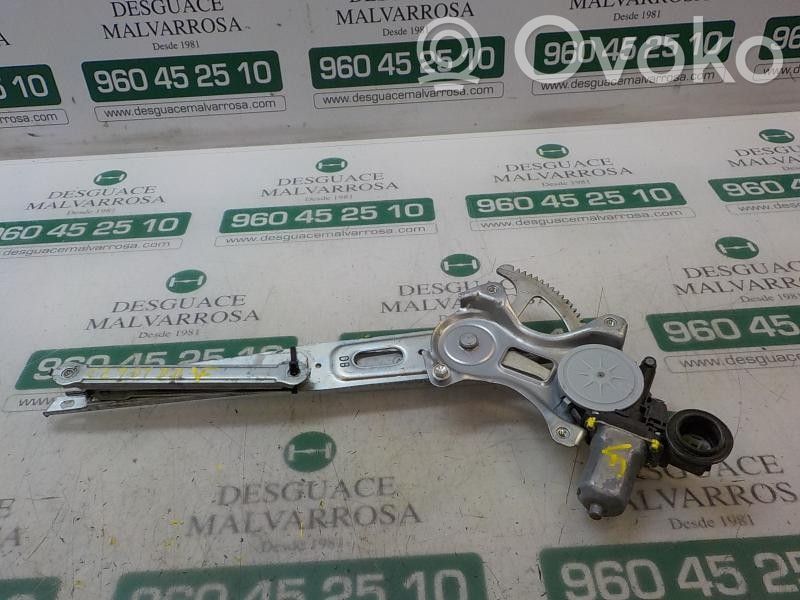 Regulador manual de la ventanilla delantera   6980130280